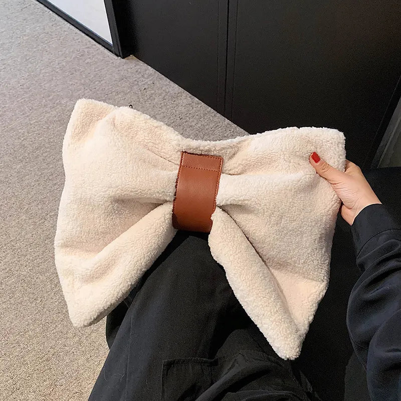 Damen Handtasche ⎜ Modische Tasche im Schleifen-Design mit verstellbarem Schulterriemen