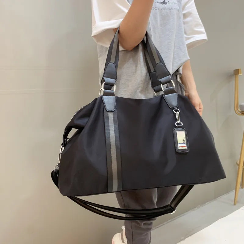 Reisetasche für Herren ⎜ Tragbare Tasche mit großer Kapazität und praktischem Design