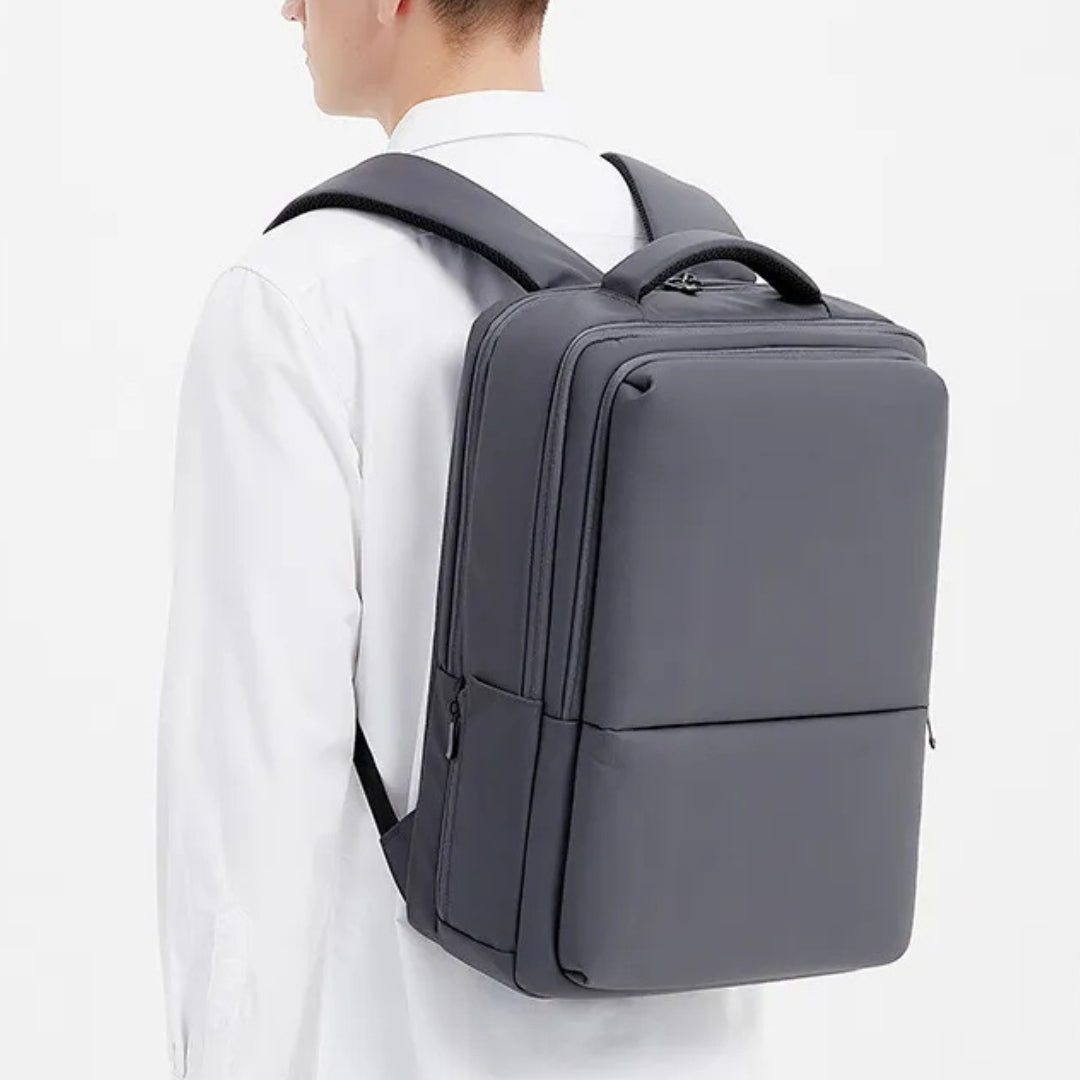 Business Rucksack ⎜ Laptop-Träger mit Praktischem Stauraum