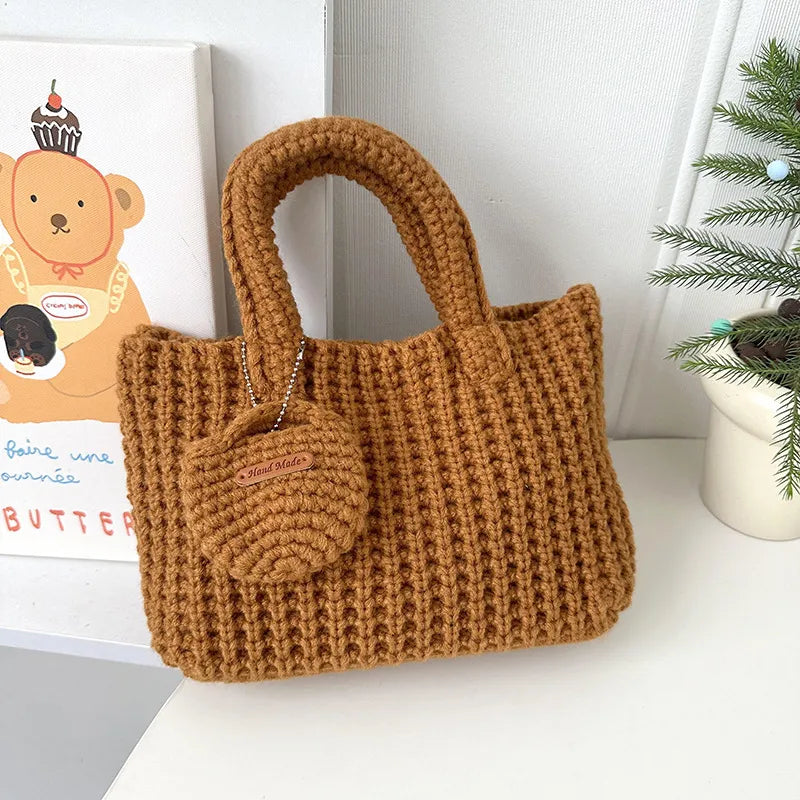 Handgefertigte Stricktasche für Damen ⎜ Niedliche Wolltasche mit praktischen Griffen und zusätzlichem Beutel