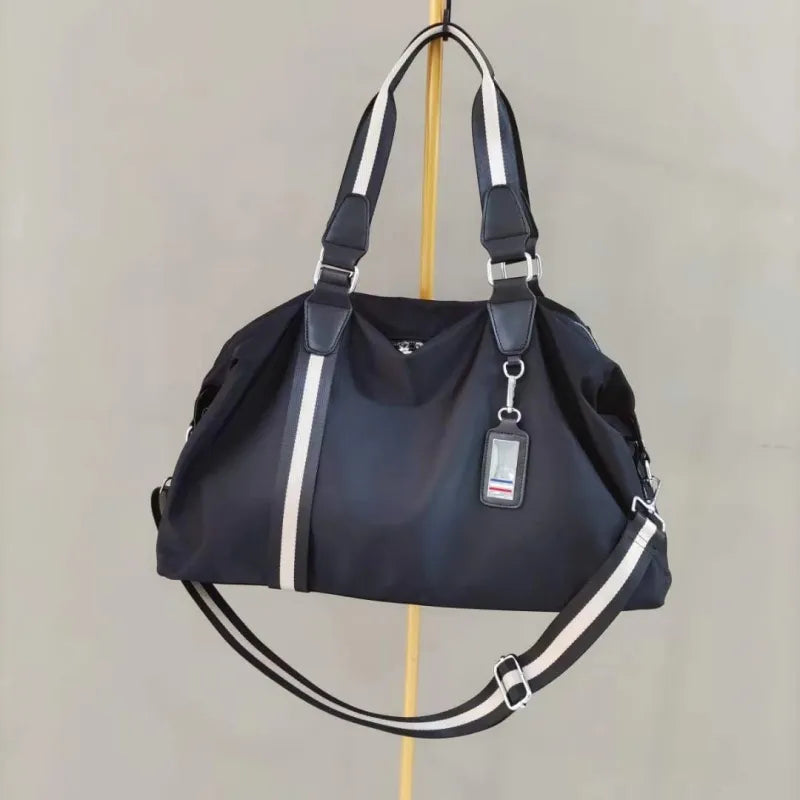 Reisetasche für Herren ⎜ Tragbare Tasche mit großer Kapazität und praktischem Design
