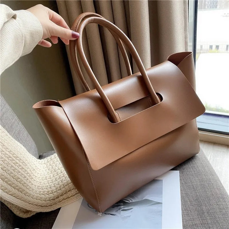 Modische Handtasche für Damen ⎜ Geräumige Tote Bag im klassischen Design aus hochwertigem Material