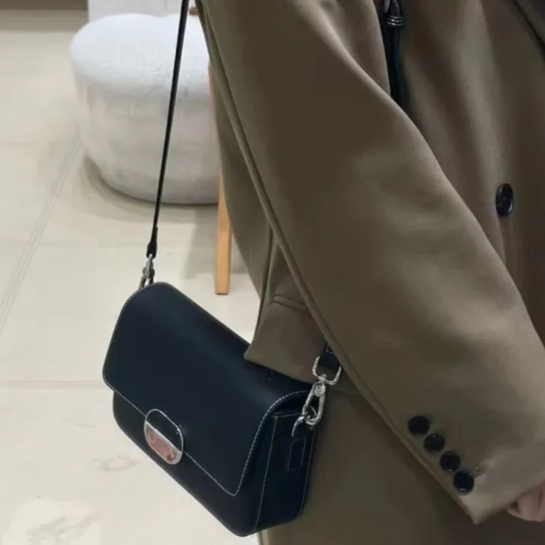 Schultertasche für Damen ⎜ Elegante Handtasche aus Kunstleder mit Verschluss