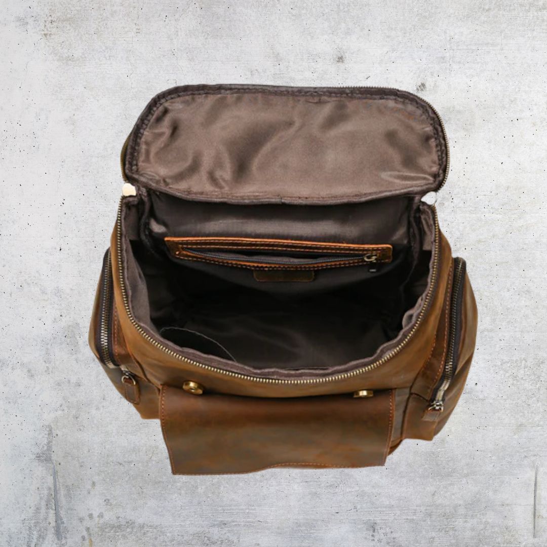 Lederrucksack für Herren ⎜ Robuster Tagesrucksack mit Laptopfach und viel Stauraum