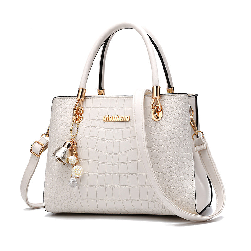 Elegante Handtasche für Damen ⎜ Modische Tasche im minimalistischen Stil mit goldenen Details