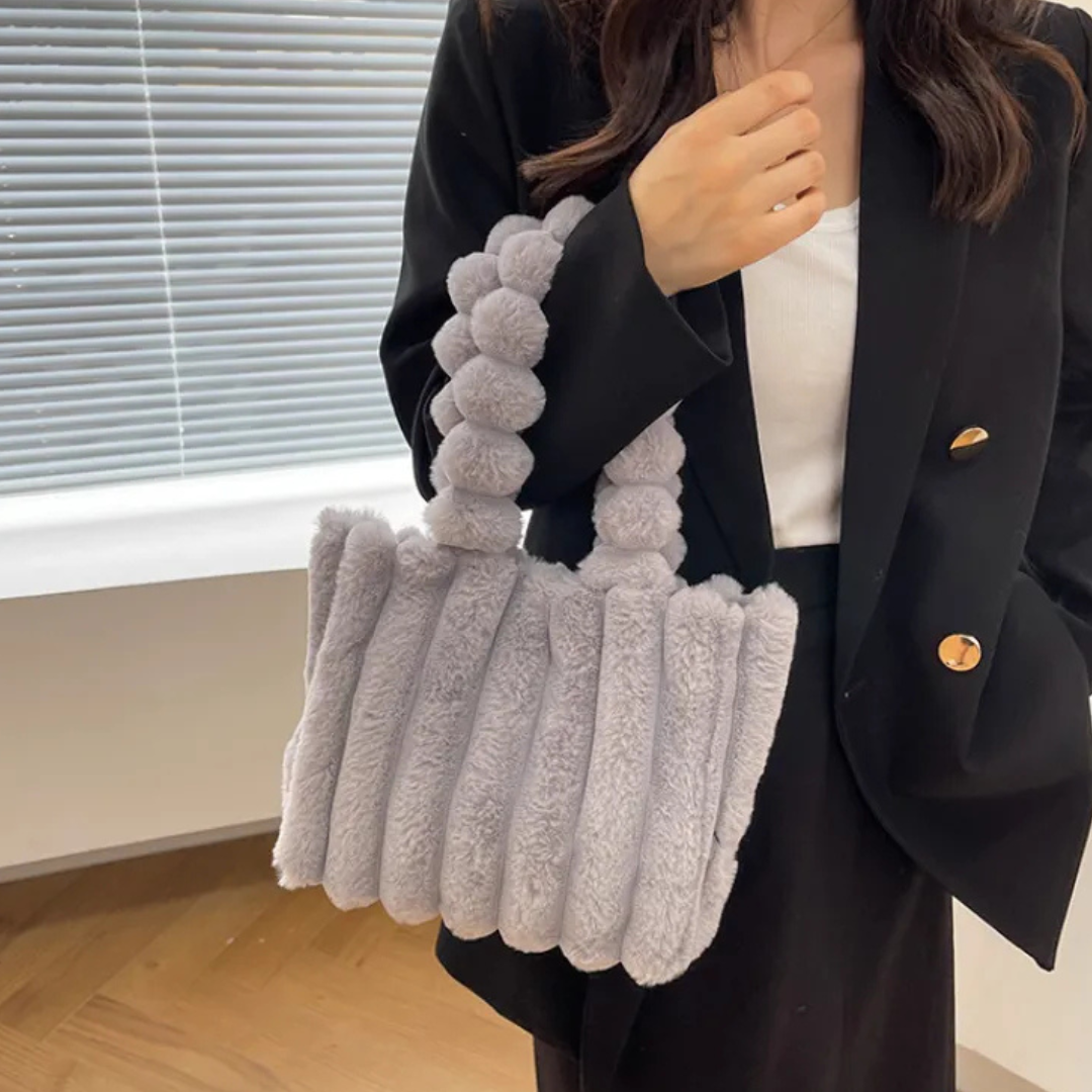 Plüsch Tasche für Damen ⎜ Große Umhängetasche mit weichem Material und stilvollem Design