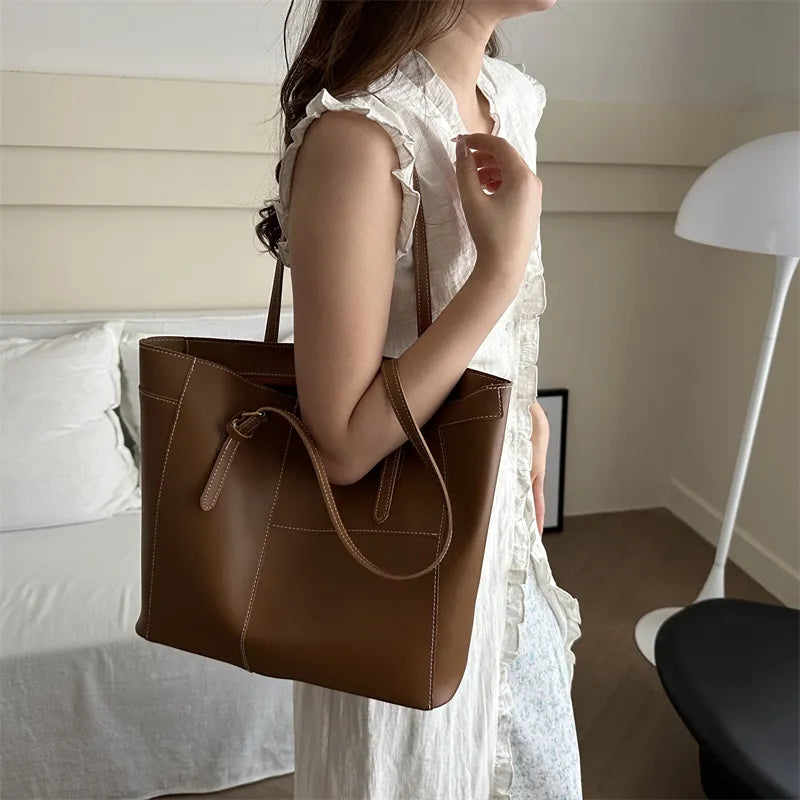 Große Handtasche für Damen ⎜ Praktische Schultertasche mit viel Stauraum für den Alltag