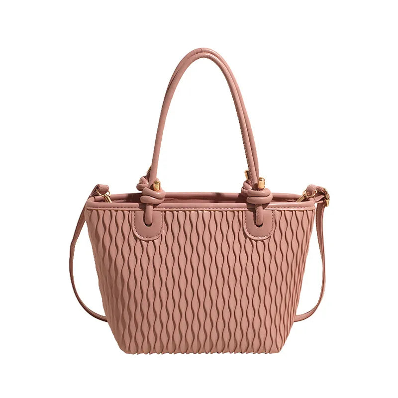 Modische Umhängetasche für Damen ⎜ Schlichte Tasche mit strukturiertem Design und verstellbarem Riemen
