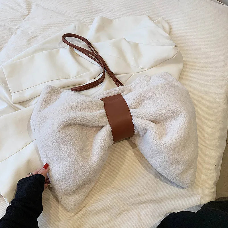 Damen Handtasche ⎜ Modische Tasche im Schleifen-Design mit verstellbarem Schulterriemen