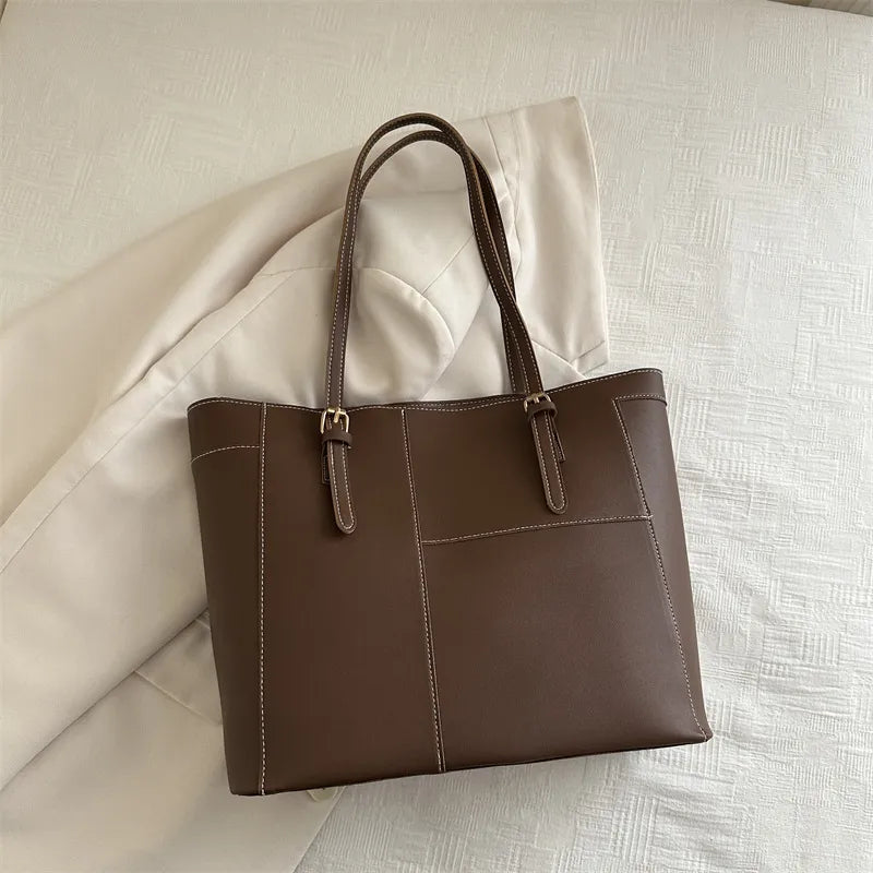 Große Handtasche für Damen ⎜ Praktische Schultertasche mit viel Stauraum für den Alltag