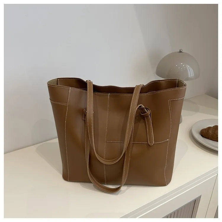 Große Handtasche für Damen ⎜ Praktische Schultertasche mit viel Stauraum für den Alltag
