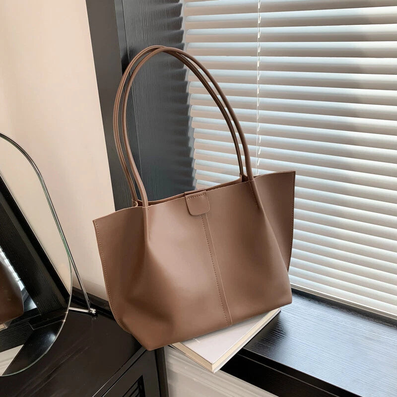 Retro Zwei-Teile Set ⎜ Elegante Tasche mit praktischer Kosmetiktasche und viel Stauraum