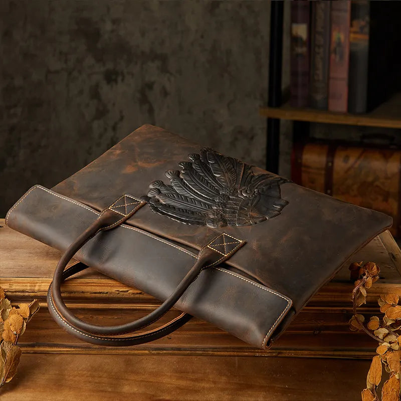 Laptoptasche aus Echtleder ⎜ Stilvolle Aktentasche mit Prägung und praktischen Tragegriffen
