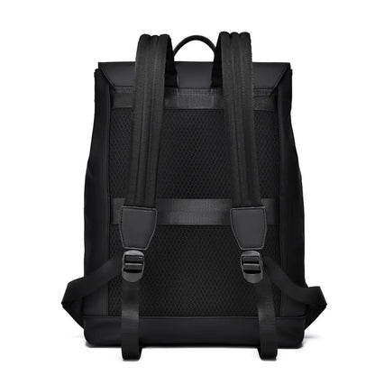 Rucksack für Herren ⎜ Stylischer und geräumiger Begleiter für Alltag und Freizeit