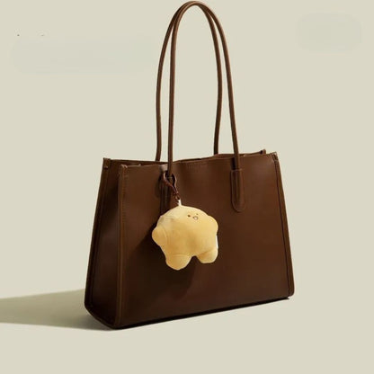 Große Handtasche für Damen ⎜ Praktisches Design mit niedlichem Anhänger und geräumigem Innenraum