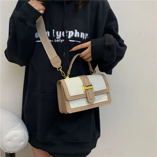 Woven Umhängetasche für Damen ⎜ Kleine Tasche mit geflochtenem Design und praktischem Verschluss