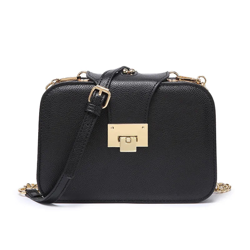Umhängetasche für Damen ⎜ Modische Tasche im quadratischen Design mit Kettenriemen und Verschluss