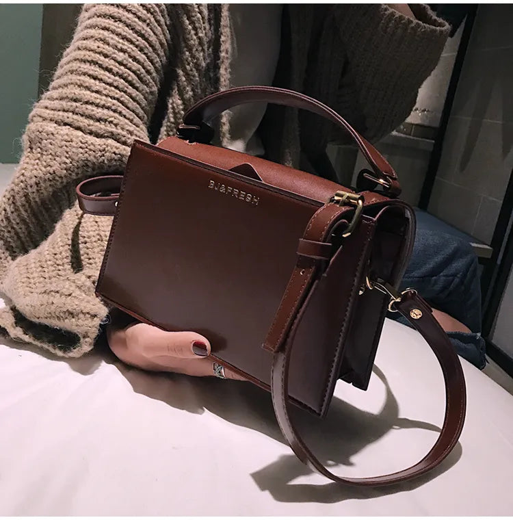 Schultertasche für Damen ⎜ Stilvolle Tasche im rechteckigen Design mit abnehmbarem Schulterriemen