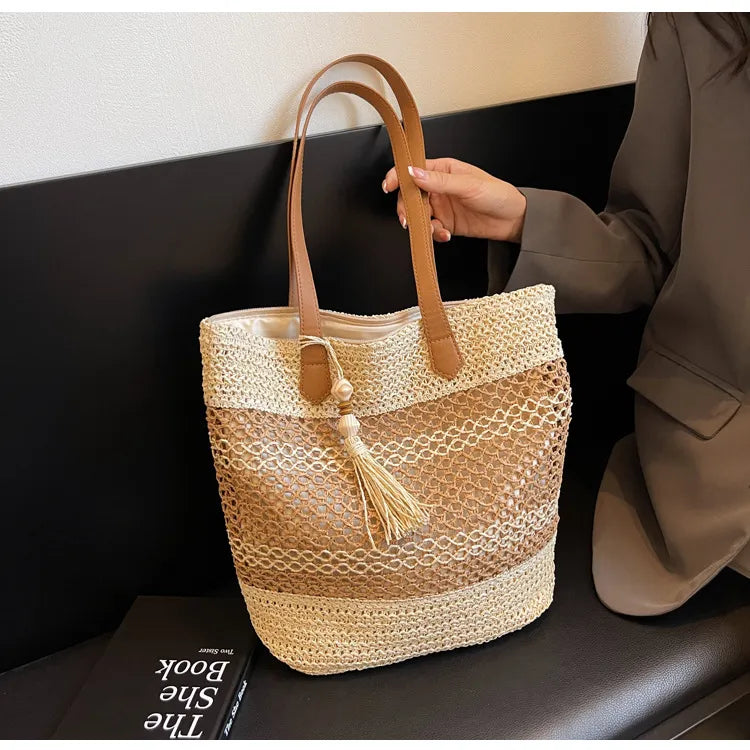 Strandtasche ⎜ Große, modische Netztasche mit Quasten-Anhänger für den Sommer