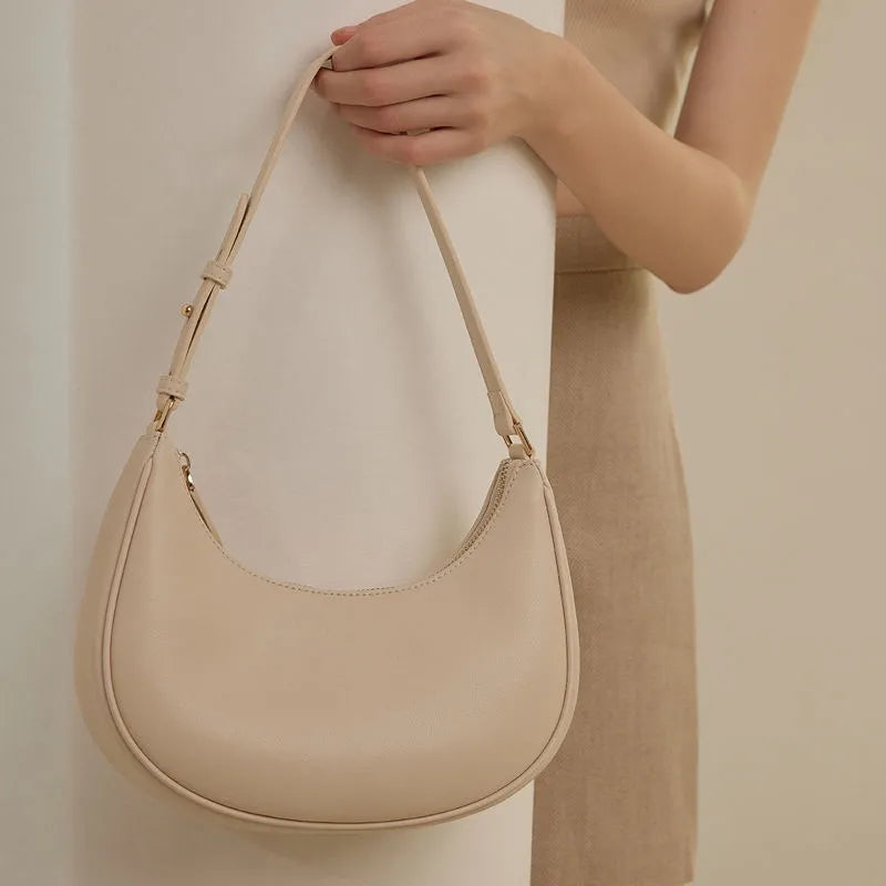 Schultertasche ⎜ Modernes Design mit verstellbarem Riemen und stilvoller Form