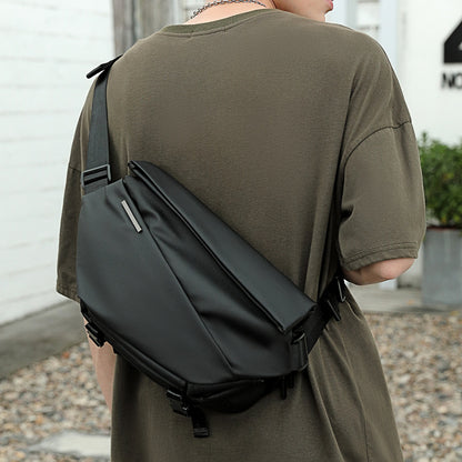 Multifunktionale Umhängetasche für Herren ⎜ Sportliche Brusttasche für Alltag und Fitness