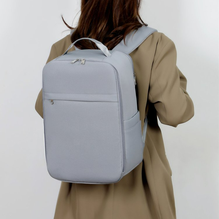 Business Rucksack für Damen ⎜ Stylischer und geräumiger Alltagsbegleiter für Arbeit und Freizeit