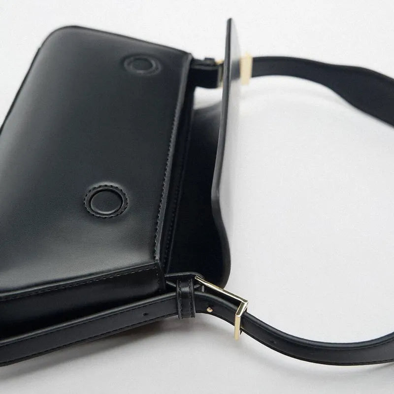 Stylische Schultertasche für Damen ⎜ Moderne Handtasche in schlichtem Design und eleganter Farbwahl