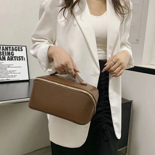 Kosmetiktasche für Damen ⎜ Große Reise-Tasche mit Tragegriff und praktischer Fächeraufteilung
