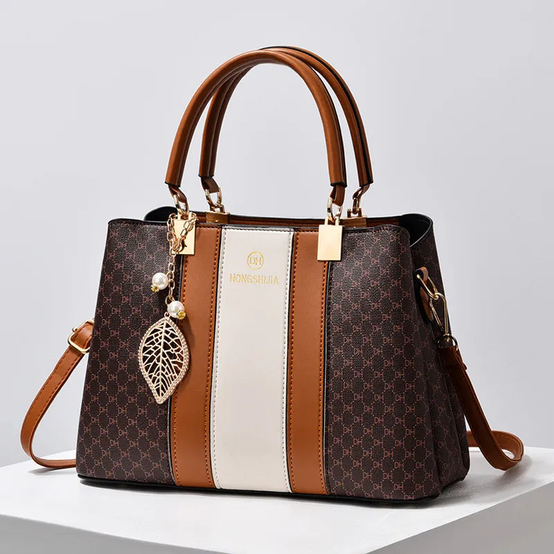 Elegante Schultertasche für Damen ⎜ Vielseitige Handtasche mit Kontrastfarben und großzügigem Stauraum
