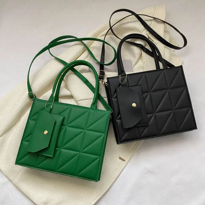 Modische Handtasche mit Quadratprägung ⎜ Stilvolle Umhängetasche mit praktischer Kartenhülle