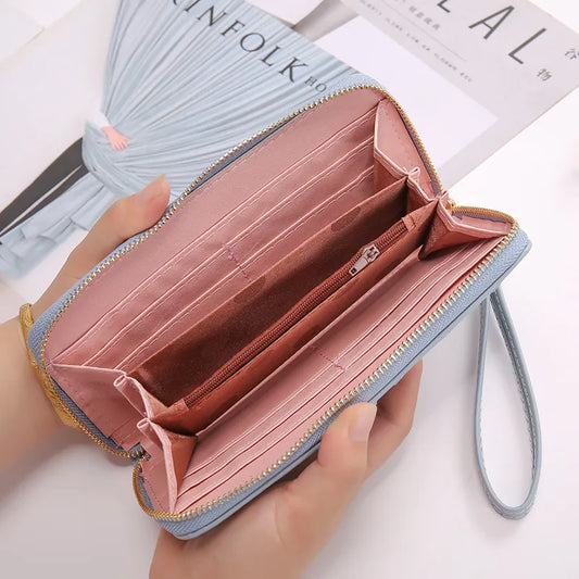 Damen Clutch mit Krone-Stickerei ⎜ Langer Reißverschluss und praktisches Design mit Handgelenkband