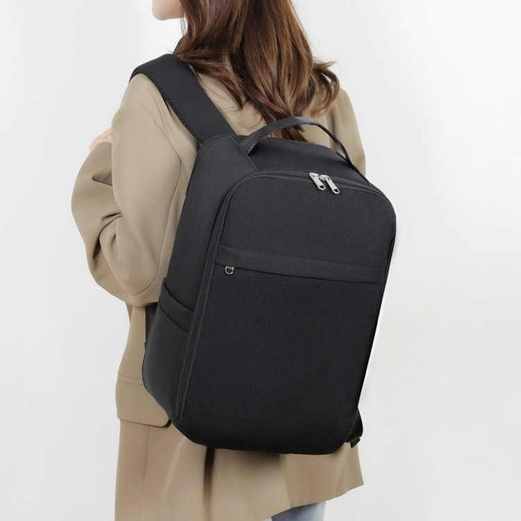 Business Rucksack für Damen ⎜ Stylischer und geräumiger Alltagsbegleiter für Arbeit und Freizeit