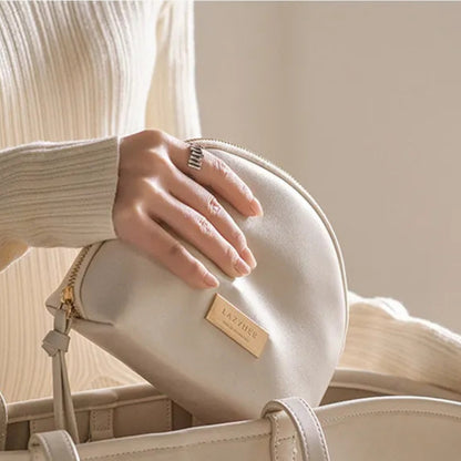 Kosmetiktasche für Damen ⎜ Elegantes Muschel-Design mit Großer Kapazität und Praktischem Innenfach