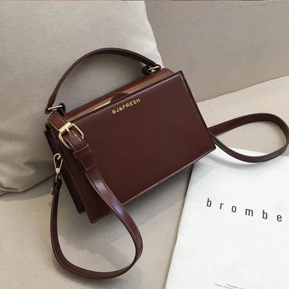 Schultertasche für Damen ⎜ Stilvolle Tasche im rechteckigen Design mit abnehmbarem Schulterriemen