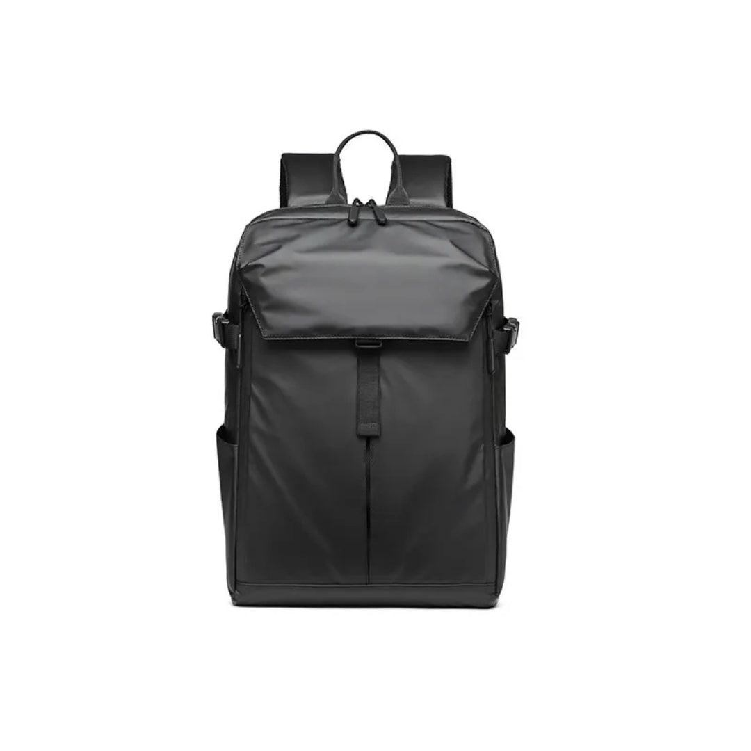 Wasserfester Rucksack ⎜ Praktischer Träger für Motorradreisen und Outdoor-Aktivitäten