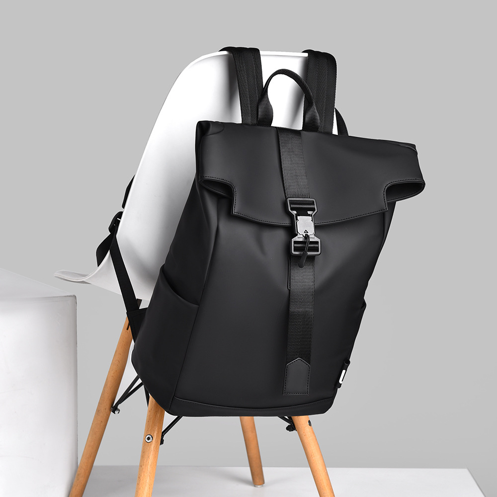 Rolltop Rucksack für Herren ⎜ Robuster und geräumiger Begleiter für Arbeit, Freizeit und Reisen