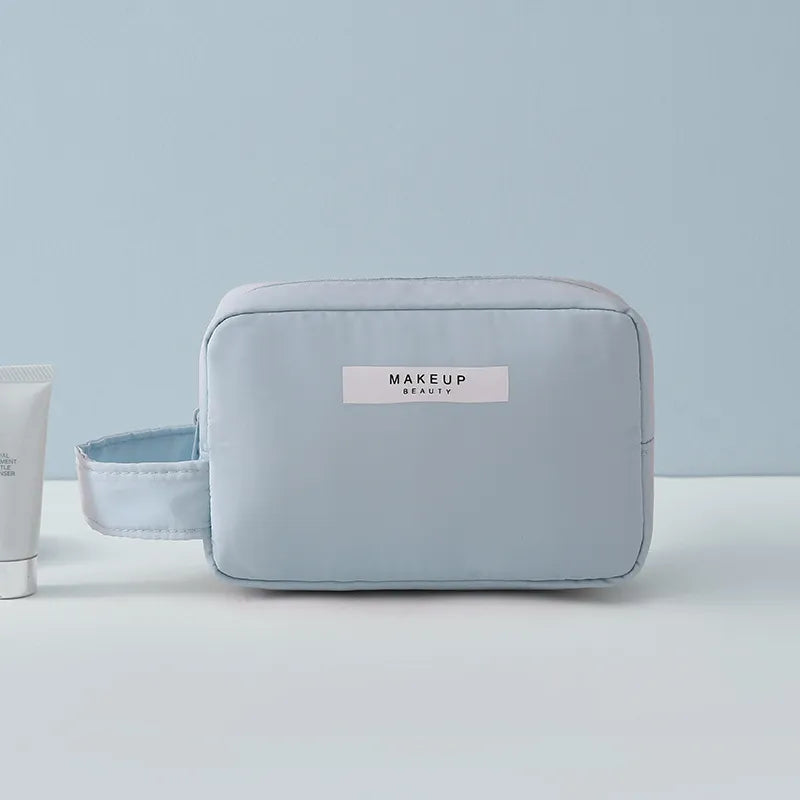 Kosmetiktasche für Damen ⎜ Reise-Organizer mit Fächern für Make-up und integrierter Pinselaufbewahrung