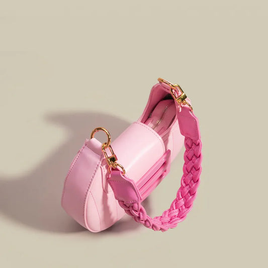 Kleine Umhängetasche für Damen ⎜ Modische Henkeltasche im Halbmond-Design mit verstellbarem Schulterriemen