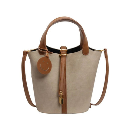 Retro Handtasche für Damen ⎜ Modische Tasche mit Smiley-Tag und verstellbarem Schulterriemen