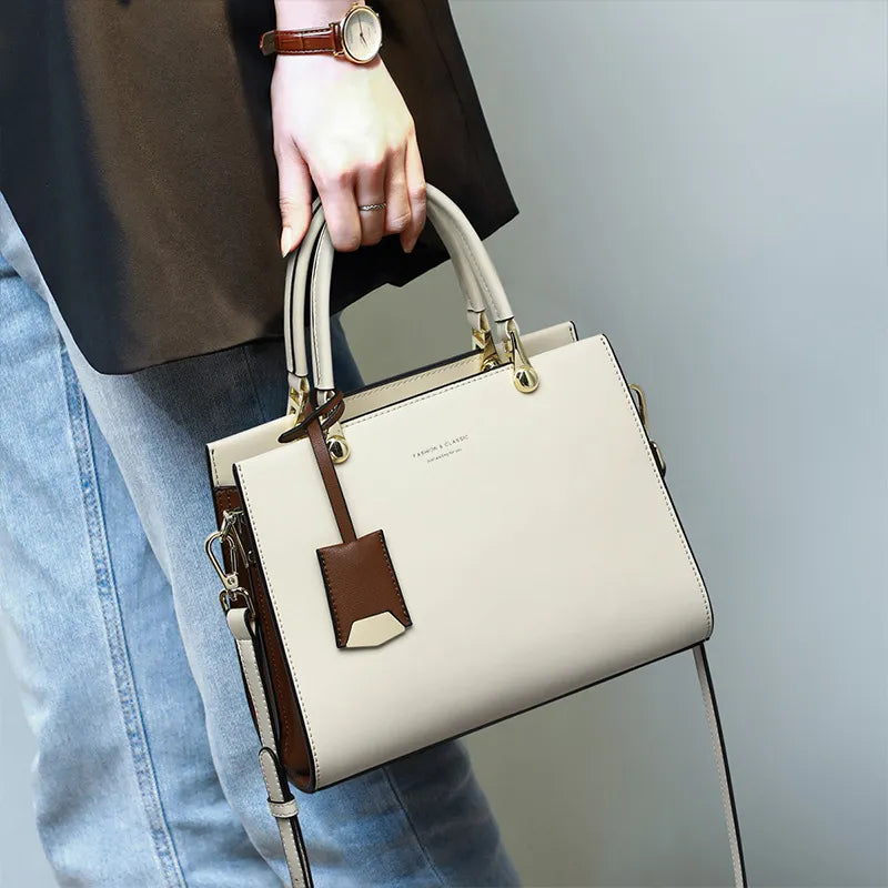Große Umhängetasche für Damen ⎜ Geräumige Handtasche mit modernem Design und verstellbarem Schulterriemen