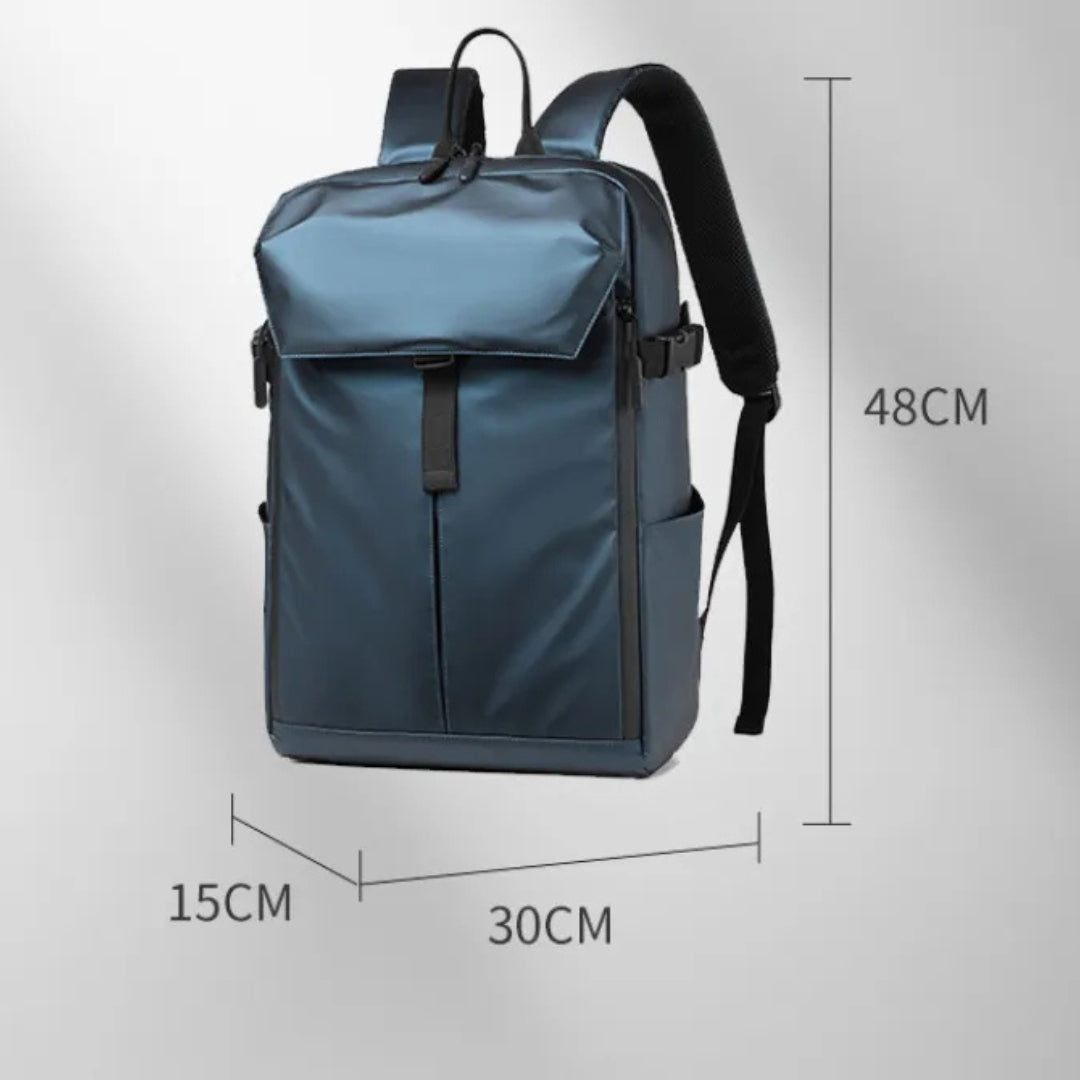 Wasserfester Rucksack ⎜ Praktischer Träger für Motorradreisen und Outdoor-Aktivitäten