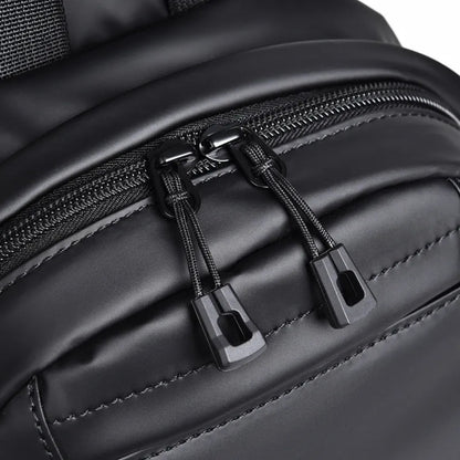 Brusttasche für Herren ⎜ Wasserabweisende Crossbody-Tasche mit Reißverschluss und Kompaktem Reisedesign