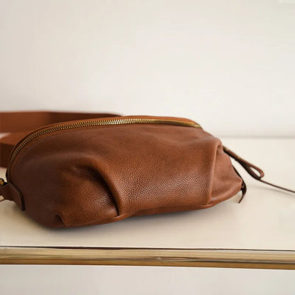 Umhängetasche ⎜ Praktisches Design aus hochwertigem Leder mit verstellbarem Schulterriemen