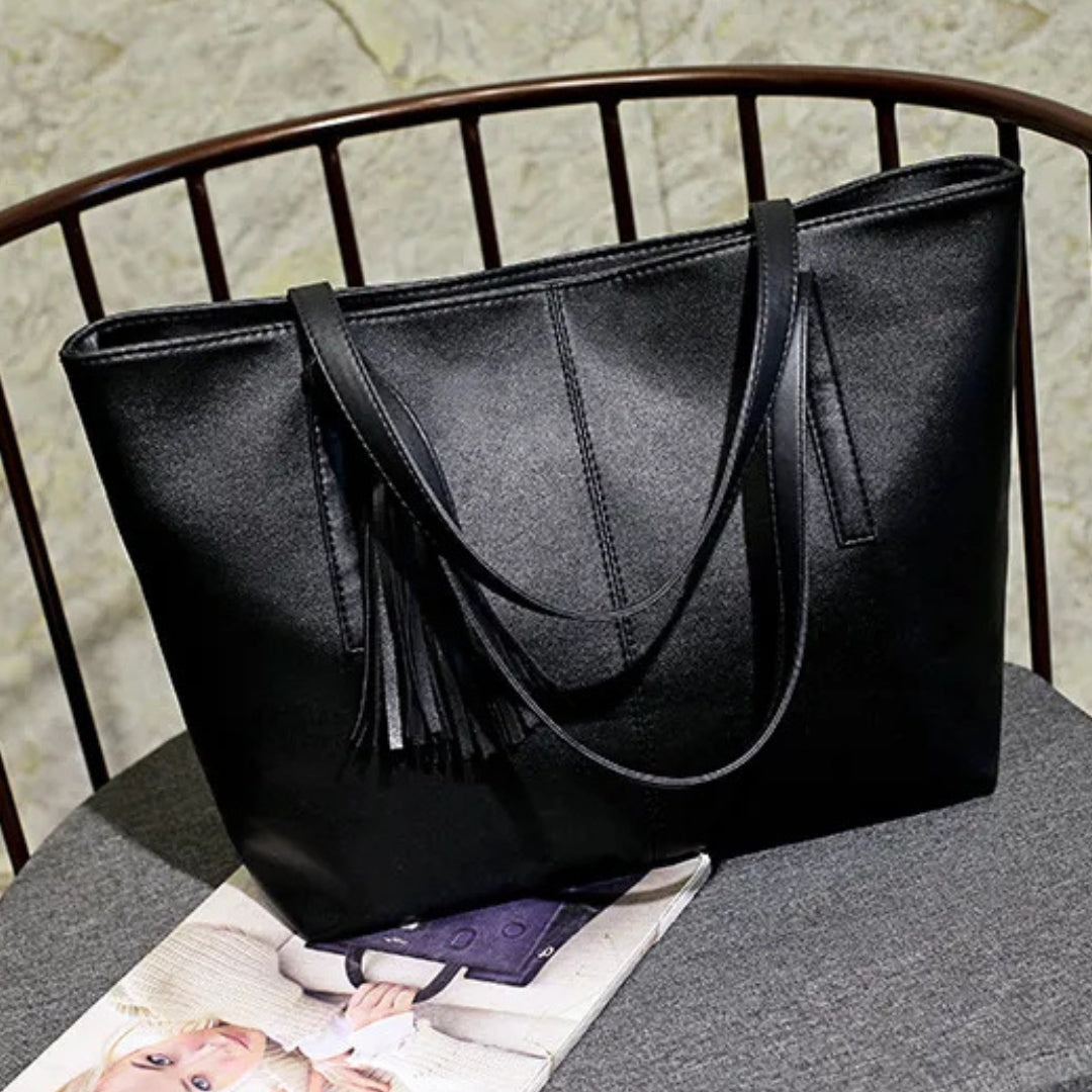 Leder Tasche für Damen ⎜ Geräumige Tote Bag mit Quasten-Details