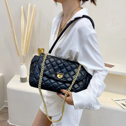 Schultertasche für Damen ⎜ Modische Handtasche im Rauten-Design mit goldener Kette und praktischem Verschluss