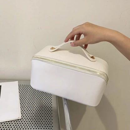 Kosmetiktasche für Damen ⎜ Große Reise-Tasche mit Tragegriff und praktischer Fächeraufteilung