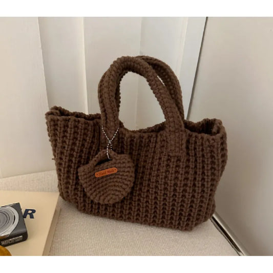Handgefertigte Stricktasche für Damen ⎜ Niedliche Wolltasche mit praktischen Griffen und zusätzlichem Beutel