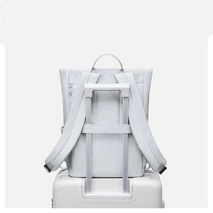 Schulrucksack für Damen und Herren ⎜ Stylischer und praktischer Rucksack für Schule und Alltag
