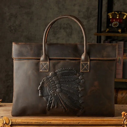 Laptoptasche aus Echtleder ⎜ Stilvolle Aktentasche mit Prägung und praktischen Tragegriffen