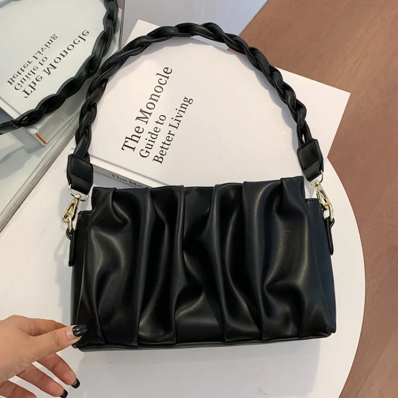 Modische Umhängetasche für Damen ⎜ Kleine Tasche mit geflochtenem Griff und stilvollem Falten-Design